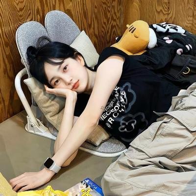 白色的女人